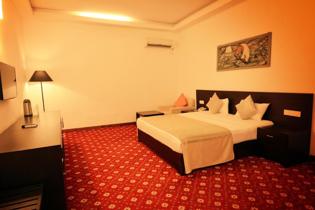 Ramadia Ran Mal Holiday Resort Moratuwa Exterior foto